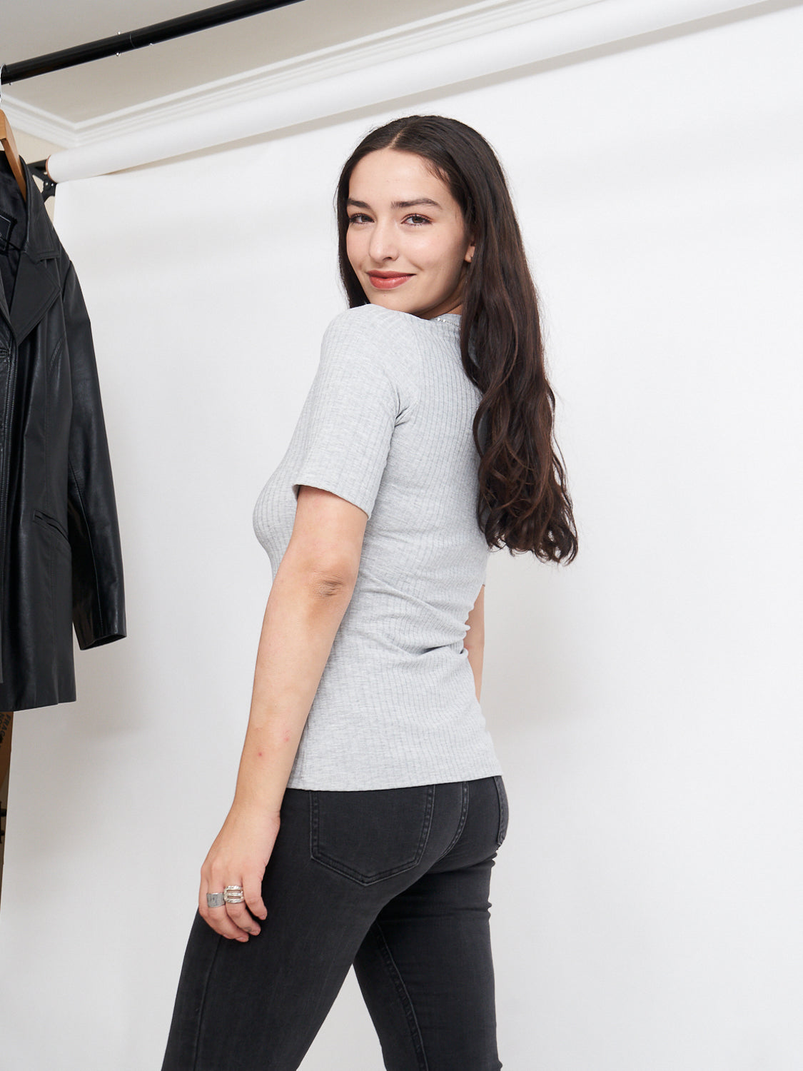 Polera Clásica Gris